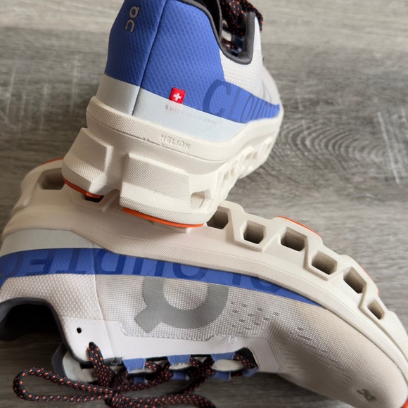 On Cloudmonster - Picture 8 of 11